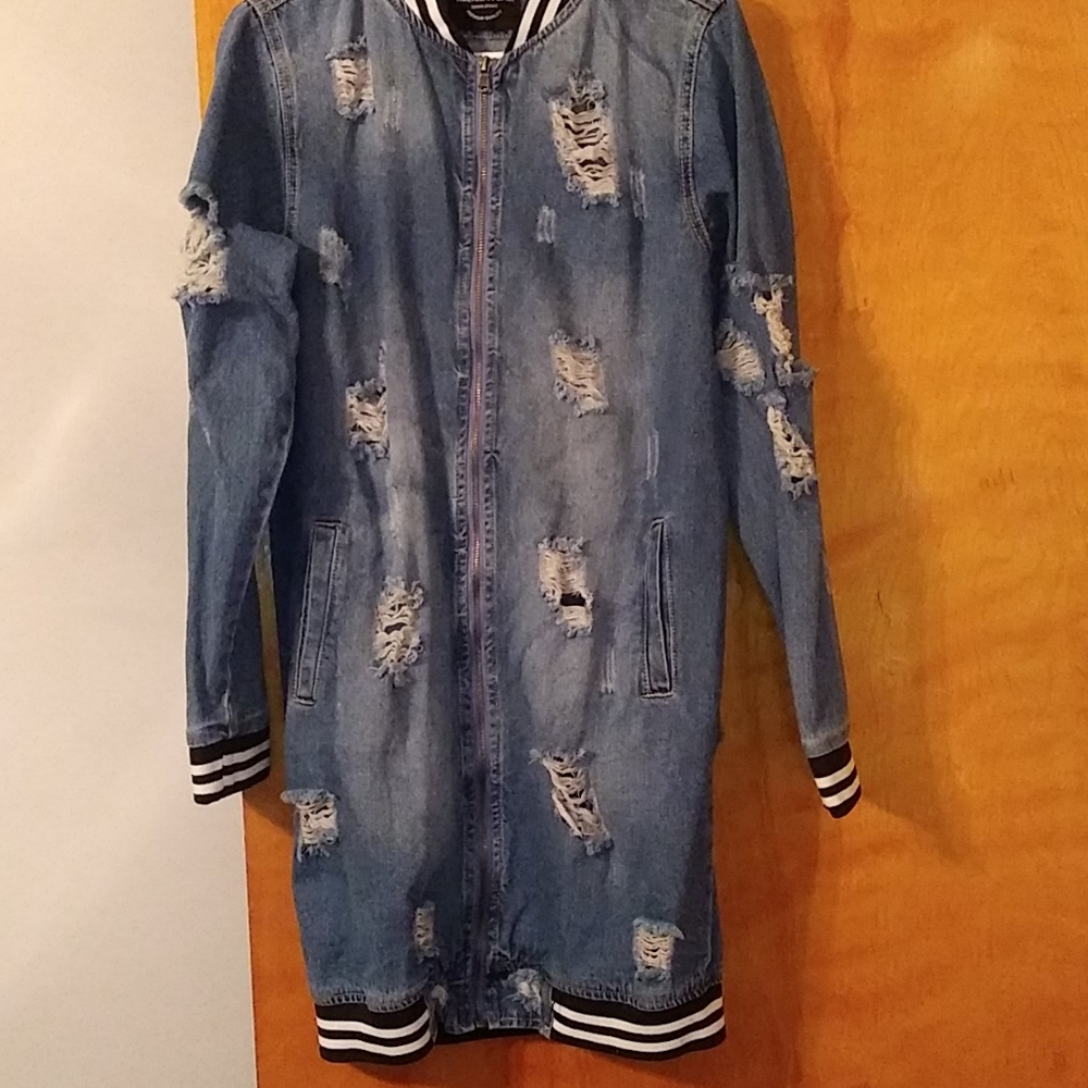 Denim jacket - Picture 9 of 10